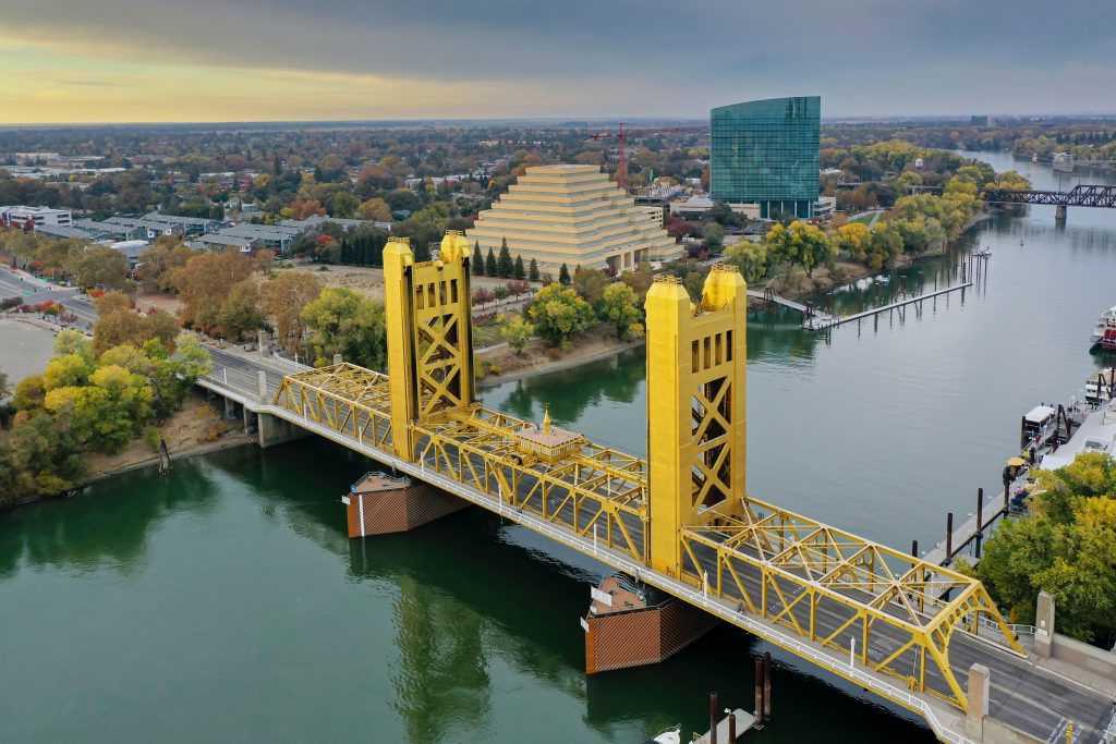 An image of the Sacramento Tower Bridge for California Integrative Therapy. Contact us to learn about anxiety treatment in Sacramento, CA, individual therapy for relationship issues, and other services. A trauma therapist can help you with therapy in Sacramento, CA can help you today! 95688 | 95765 | 95624